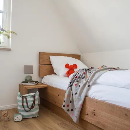 Schilfrohrsaenger 8 *